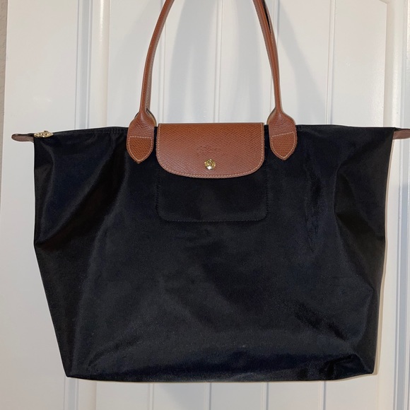 Longchamp Handbags - Longchamo Le Pliage large